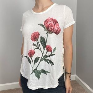 Lace Detail Flower Abercrombie Cream Tee
